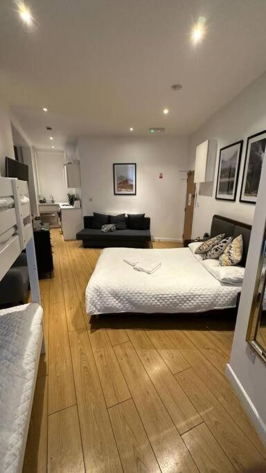 Sleep 6 Piccadilly Grand In London Vr5 Διαμέρισμα Εξωτερικό φωτογραφία